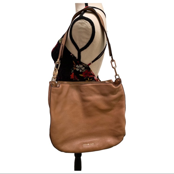 Michael Kors Handbags - Michael Kors Large Shoulder Purse